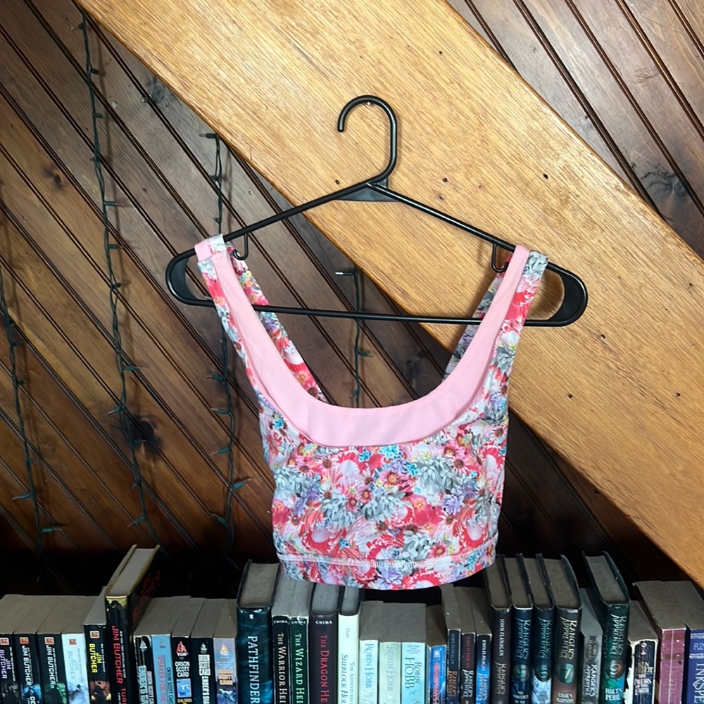 Size Ten Lululemon Pink Floral Sports Bra